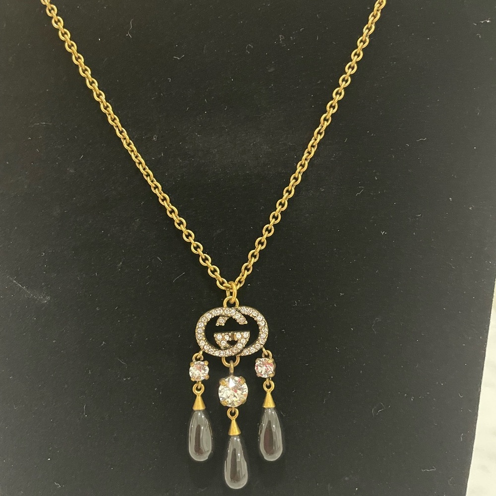 Gucci Vintage Style GG Crystal Necklace Brand New In Box!